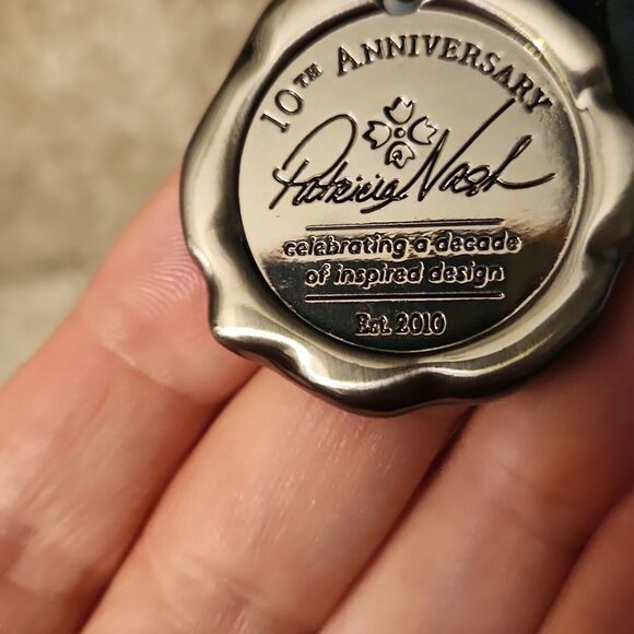 Patricia Nash "Leandra" Blue Tooled Leather Crossbody Bag w/ Embossed Flowers - Picture 3 of 15